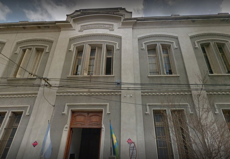 Intoxic a los amigos en el UPD y se enoj porque terminaron la fiesta